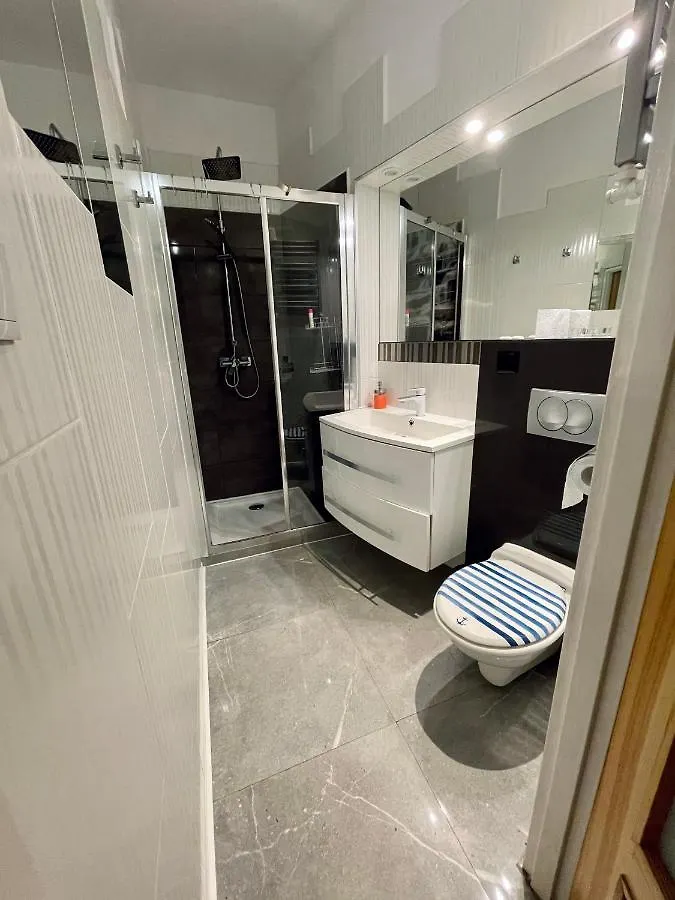 Xxl Apartment Old Town 24 H - Check In, Wi-Fi Krakow Poland